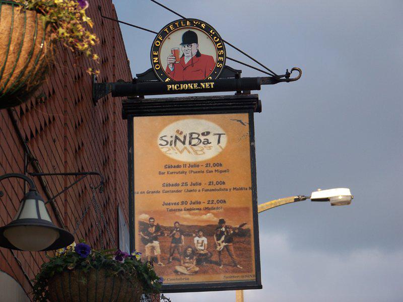 SiNBaT_'s tweet photo. Agenda JULIO: http://t.co/o7ziTFOH87