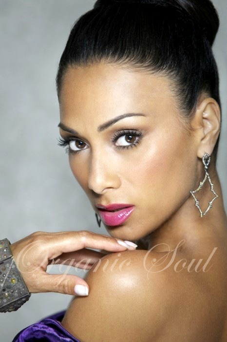 Happy Birthday from Organic Soul Singer and TV personality Nicole Scherzinger is 37
 