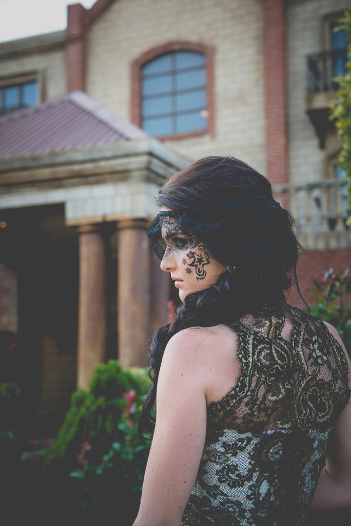Go have a look on our website pragtigevintage.co.za for photos of our A Study of Scarlet Photoshoot