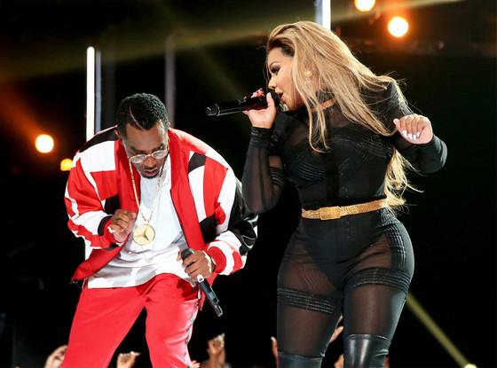 revolttv's tweet photo. An overview of last night's @BET Awards: http://t.co/mihRVAjkAy http://t.co/hKBj8RCYBJ