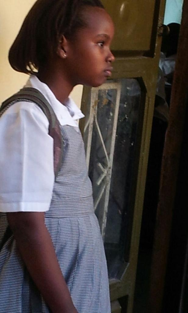 lizziem3's tweet photo. Ma'am @kaytoure see what Ivan has done, atti this could be my sister but I don't know. cc @kwestephen 😂😂 http://t.co/SpQl7GlVJ7