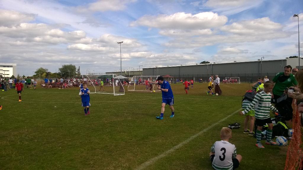 stoatman67's tweet image. These 2 havnt got the hang of the respect line their players at u10 looked scared to death.#therealproblem