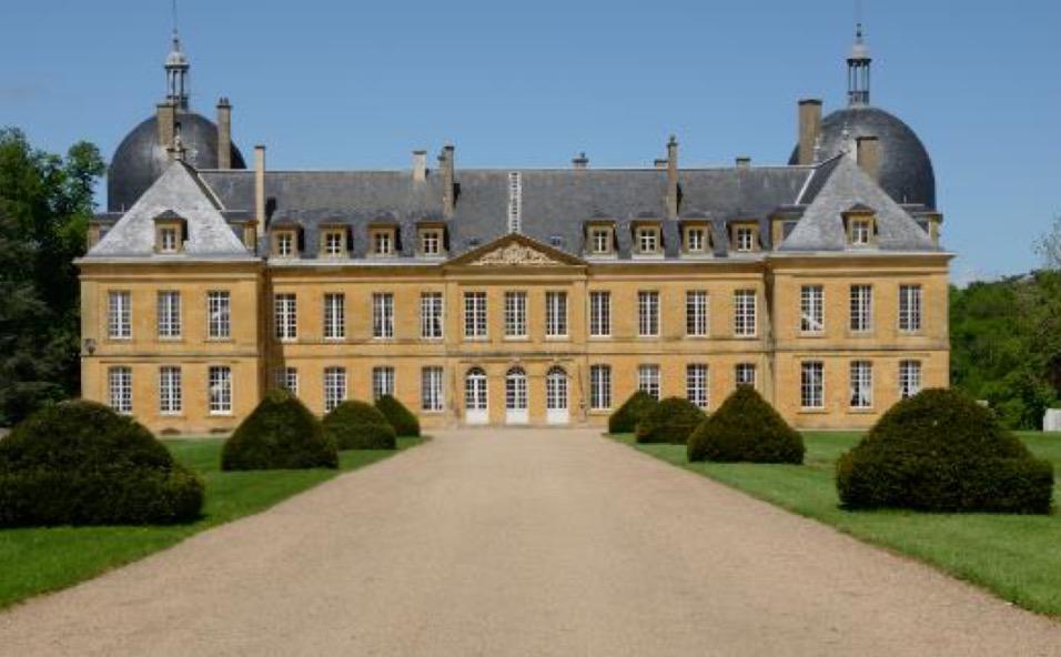 JFGuyot's tweet photo. Pour financer la restauration de #Digoine, Jean-Louis Remilleux va vendre sa collection chez #Christies en septembre http://t.co/gLyvUaP7nI