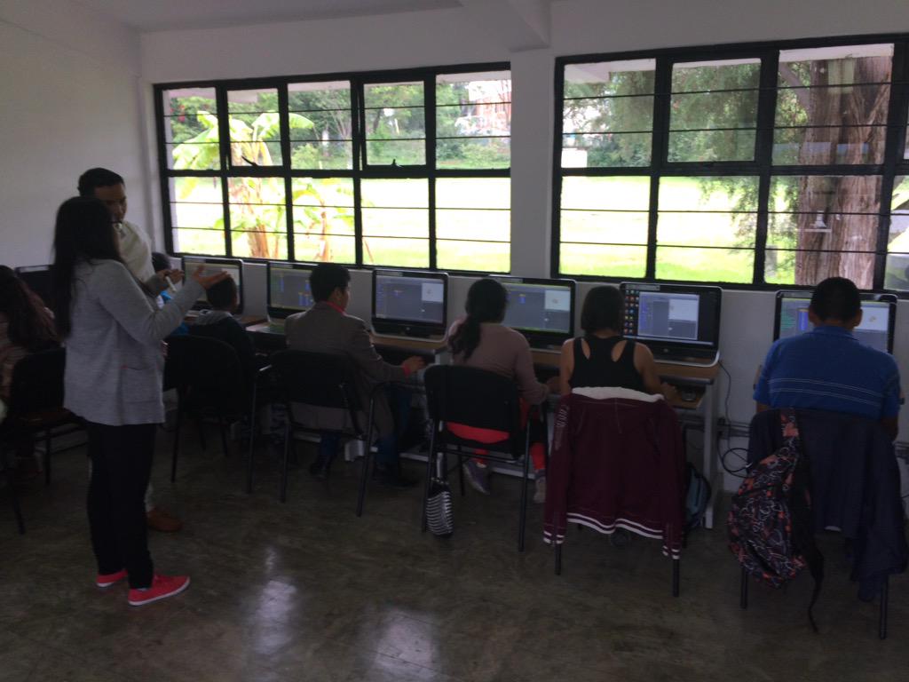 <a href="/EpicQueen/">EpicQueen.eth</a> <a href="/CentroSIVI/">Centro SIVI</a> <a href="/CosmoCiudadano/">Cosmo Ciudadano</a> Y ahora acompañándolos para lograrlo con #scratch