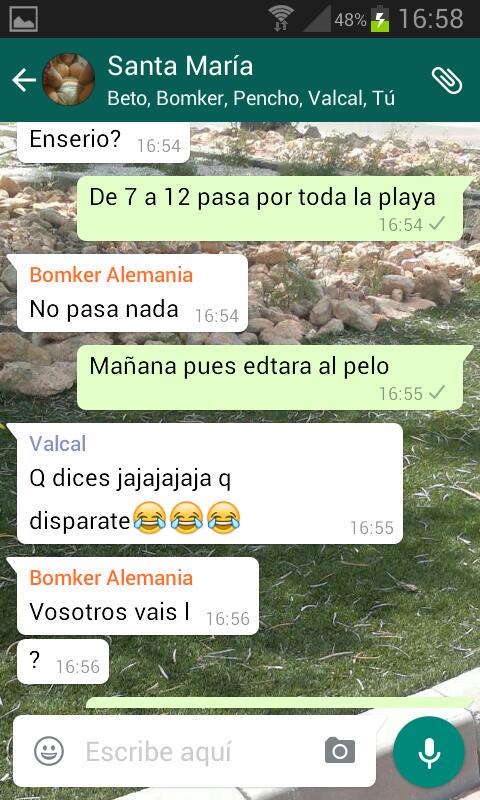 Juanann95's tweet photo. Algunos rompen tarimas yo cierro playas http://t.co/4nrPKs2Lak