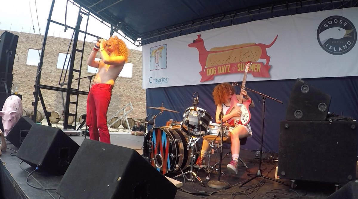 wearebloodbays's tweet photo. @DogDayzChicago @GooseIsland @CriterionEvents @hotdougs @MissAlexWhite http://t.co/OfIPfY66Iv