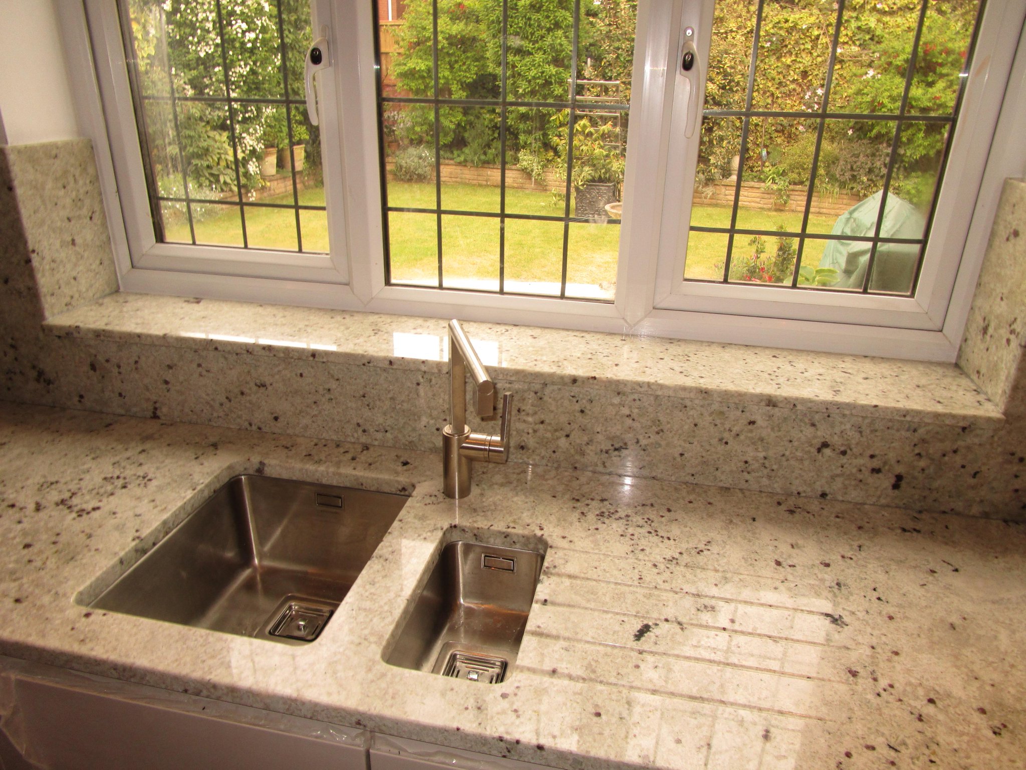 granite upstands and splashbacks