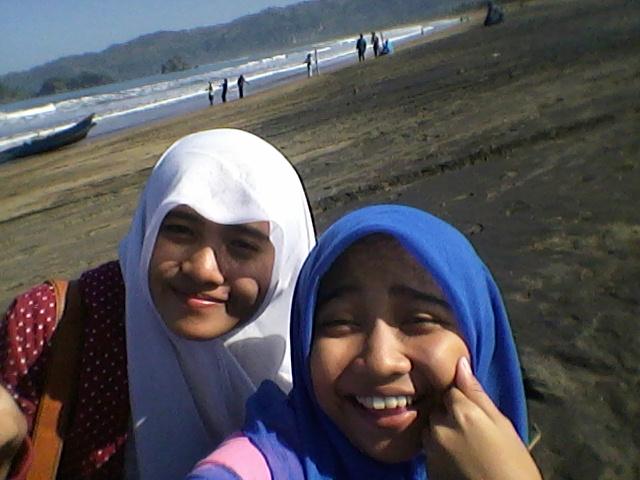 humairok's tweet photo. Sayang banget ama adik sepupu yg satu ini #miftakhul mukarromah http://t.co/qN3L0LBYQ3