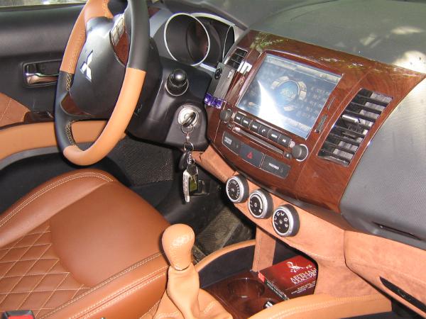 _AutoDS_'s tweet photo. #Перетяжка #руля автомобиля http://t.co/xdVnIqmGoS http://t.co/cHQhgFl622