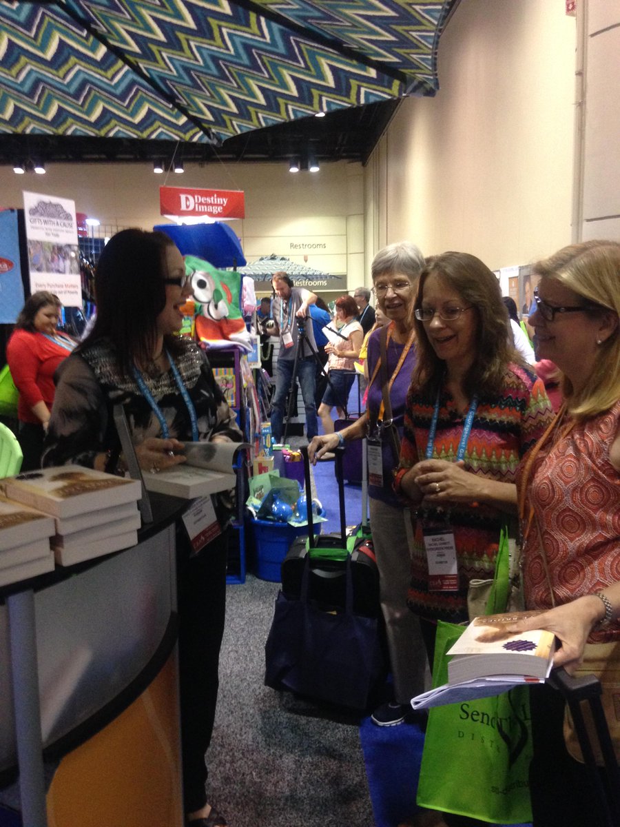 STLDNA's tweet photo. Come visit @EvaMarieEverson from @TyndaleHouse until 11:45! #ICRShow #STLBooth131 http://t.co/k4r8rGcSlJ