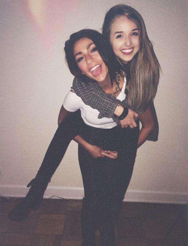 fl0wercr0wnkian tweet picture