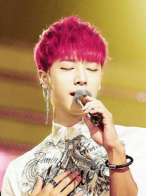 BeastGK90_'s tweet photo. หมอกวังมาแล้วครับ~ .เดินขึ้นเวที.
รักผม โหวตผม เชียร์ผมด้วยนะครับ~
#DNUParty29th http://t.co/miOfDwicyd