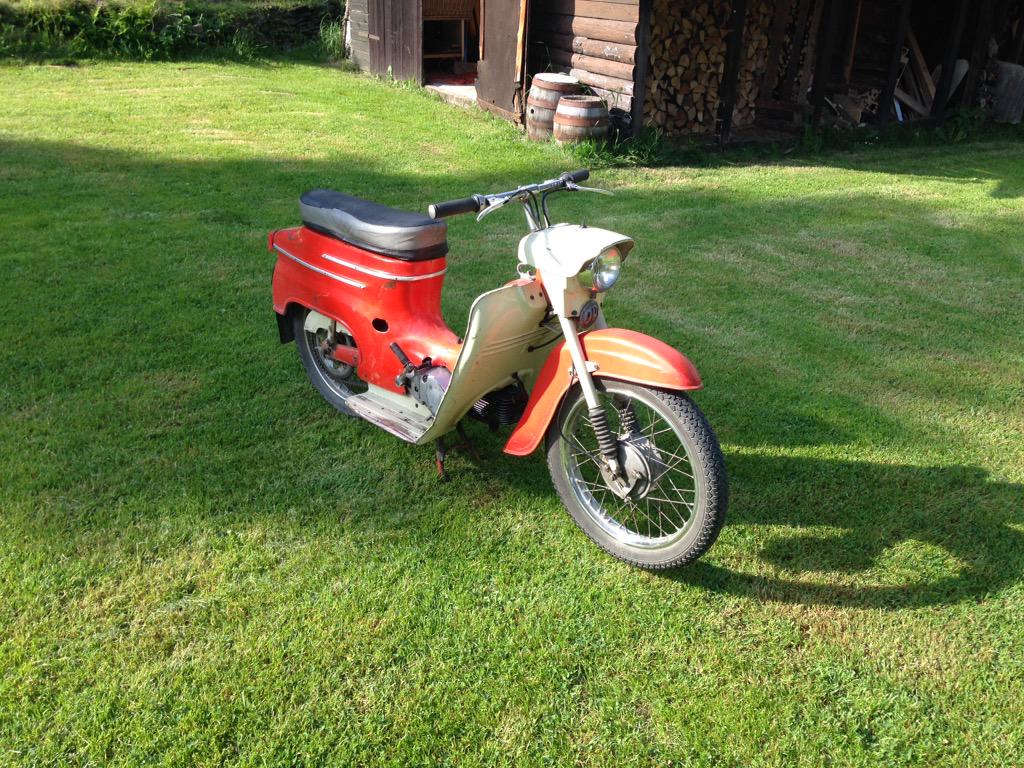 HadacRoman's tweet image. Vzpomínka na víken na chalupě...dnes již reál v práci