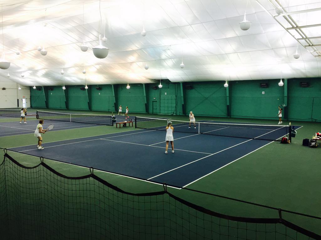 CleRacquet's tweet photo. Some of our members playing tennis this morning. They look great! #indoortennis http://t.co/GtP9ULm3fK