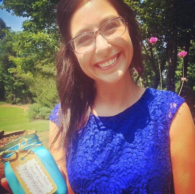 VDeanCandle's tweet photo. Gorgeous Georgia Day!!! #virginiadeancandle #georgia #america #blue #lace #clementine #southern #americanpride http://t.co/RlxZI0hpYQ