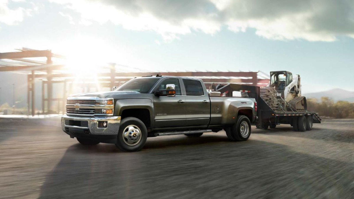 ChevyTrucks's tweet photo. Designed to flat out get the job done. http://t.co/tLZFuaGBcb