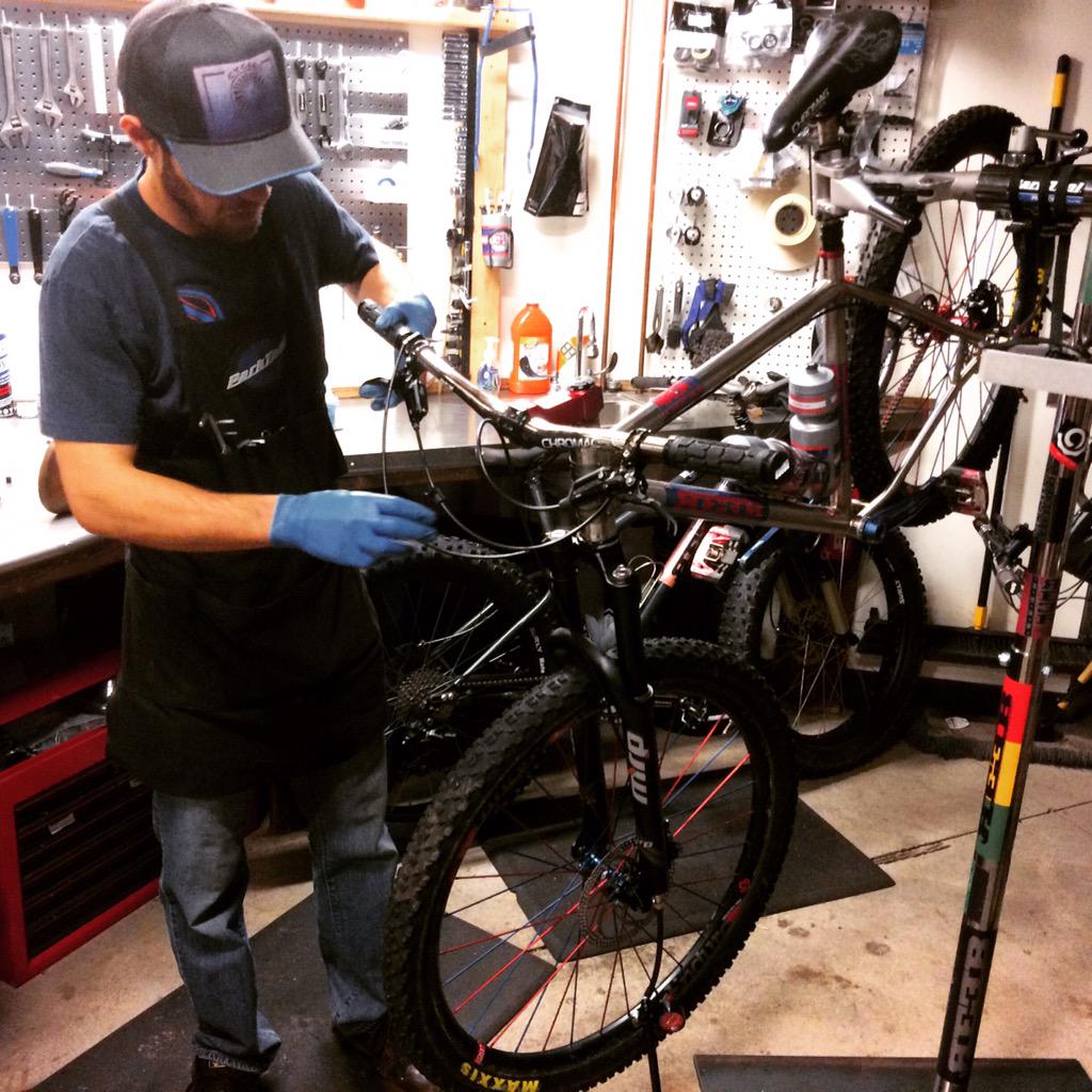cyclhops bike shop