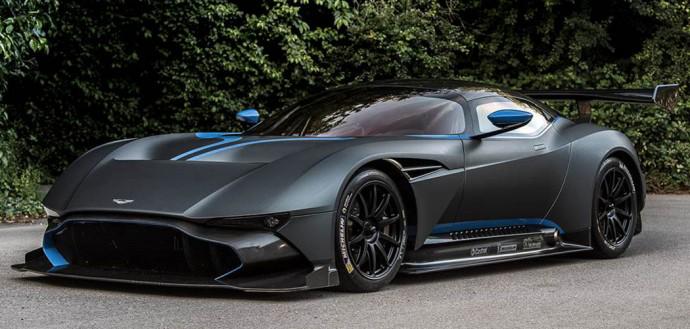 WCCWTShow's tweet photo. The latest Aston Martin Vulcan #WCCWTShow #astonmarton http://t.co/0s4NlK1b20