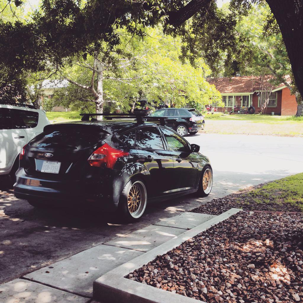 RubenLeee's tweet photo. Great day to have a focus. 💂 http://t.co/4zsuYuxbFZ