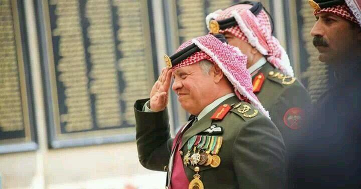 الله يحميك سيدي