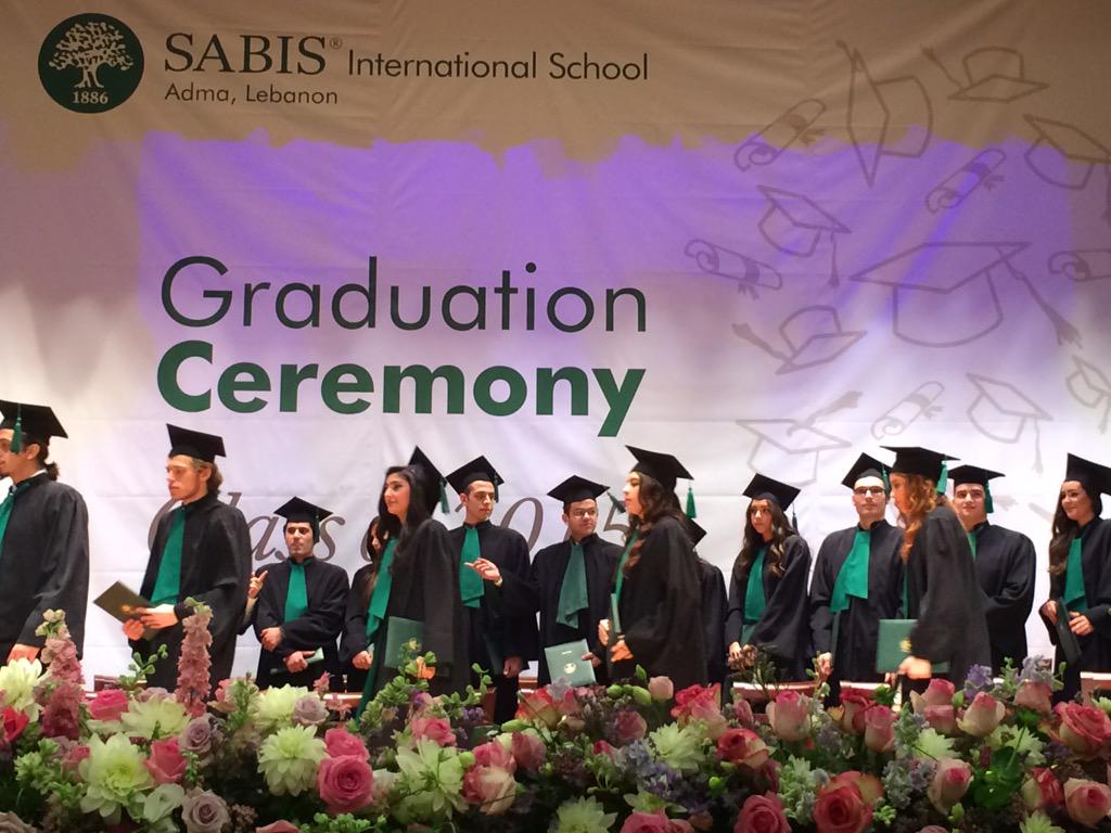 ZiyadBaroud's tweet photo. Inspirational speeches from students at Graduation Ceremony @SABIS_EDUCATION in Adma http://t.co/Tcg2VatnmP