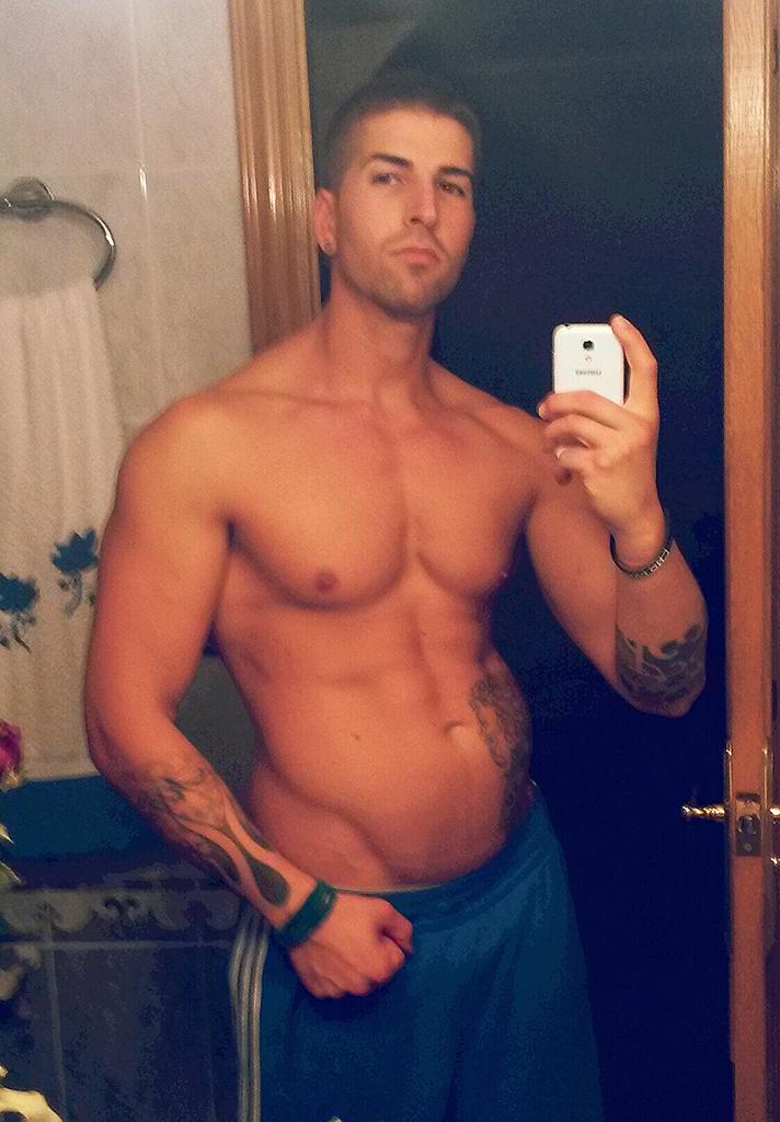 labragandiash's tweet image. Supervivientes a mi? Jaaaaa, Prueba superada, ahora a seguir creciendo aaauuuu