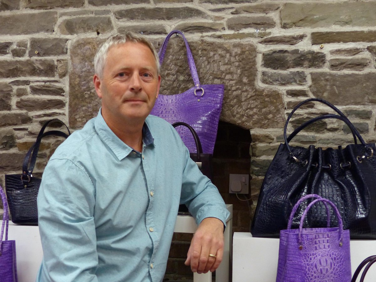 Original KERRY tweet media