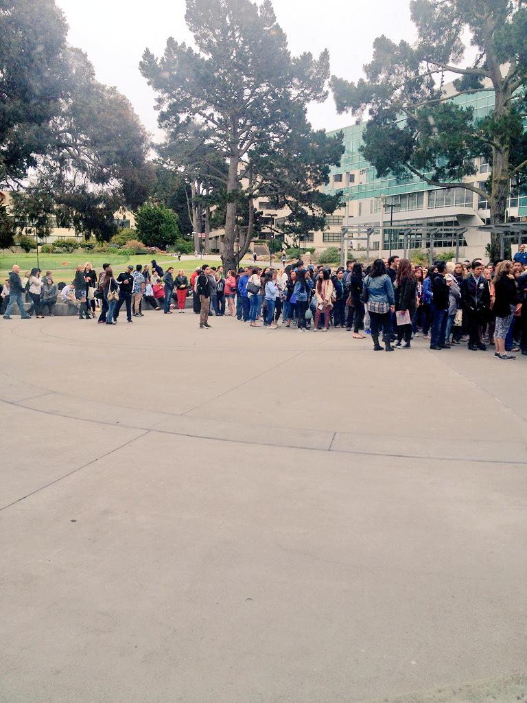 SFSUjjewels's tweet photo. Caught you all in line 😉 #SFSU @SFSU19 #sfsuorientation2015 http://t.co/b5uZ3P2grf