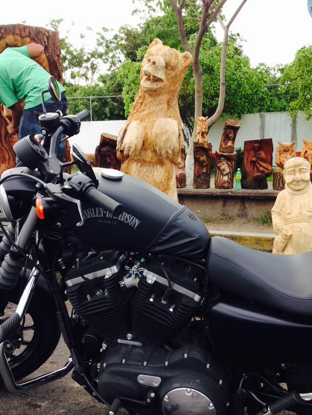 jackalito's tweet photo. #HDWorldRide Al lado del camino http://t.co/Wg6mbqJBpP