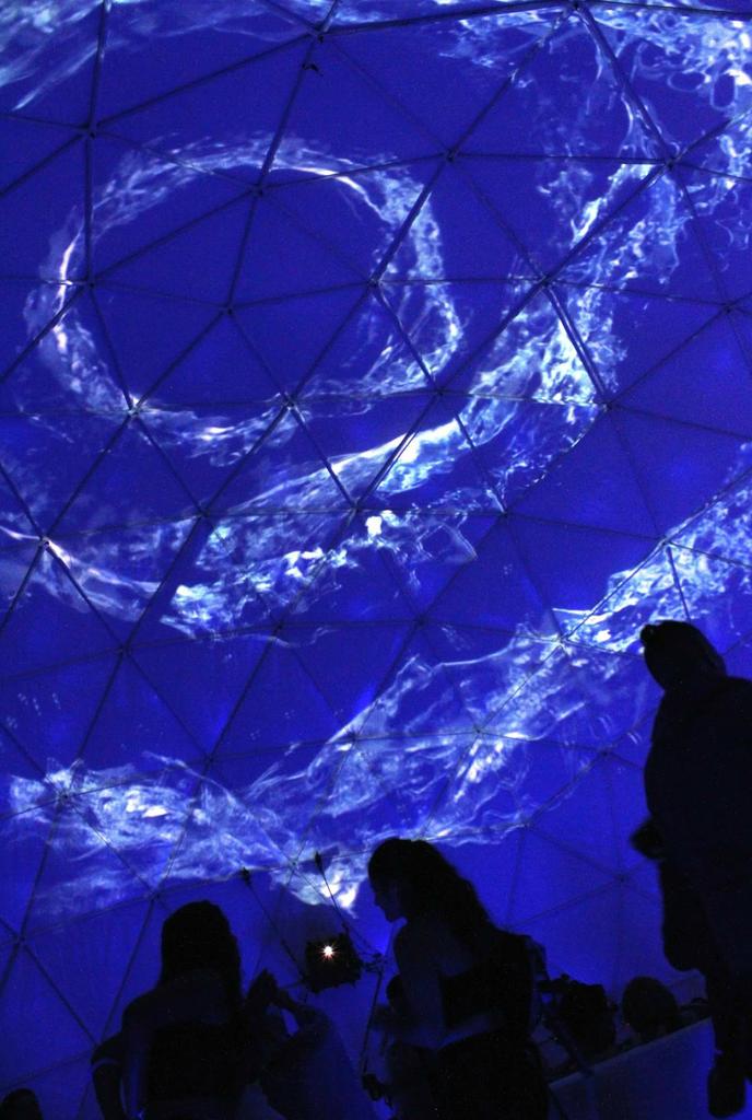 FosterJordan's tweet photo. We splashed water themed visuals all over a huge dome for #Brita using #projectionmapping
 #britahydrate #fulldome http://t.co/Sa47Bxka2u
