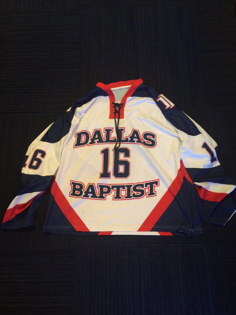DBU_Hockey's tweet photo. RT &amp; Fav this pic to be eligible, and you must be following @DBU_Hockey. Winner will be decided on Friday. Good luck! http://t.co/sGdJMSQhJU