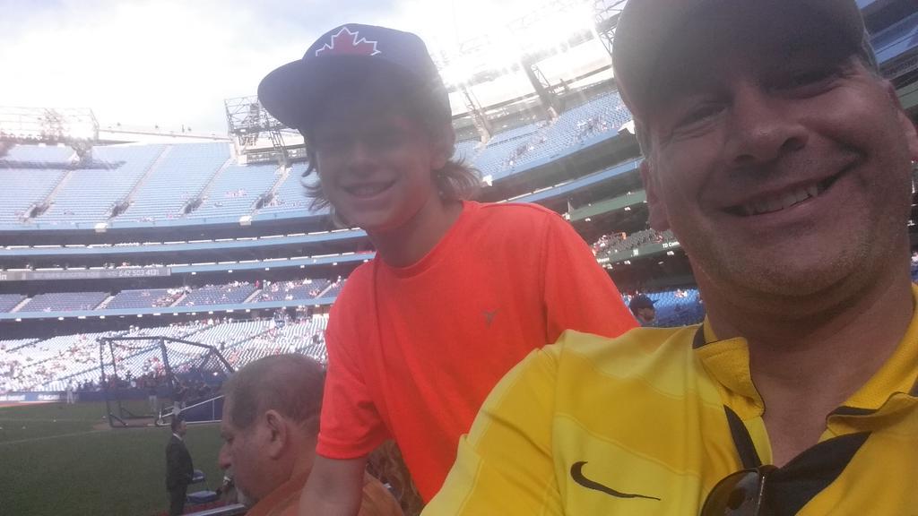 markdam's tweet photo. @VOTEBRINGEROFRAIN
@gojaysgo http://t.co/AfCDqTYtRx