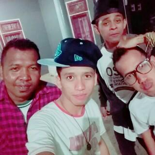 Handsome sangad :) <a href="/Denniss_Sdc/">Dennis mirdan BSC</a> <a href="/Angga_Dirgha/">Angga Dirgha</a> <a href="/youEmcee_/">EMCEE a.k.a YUDHI</a>