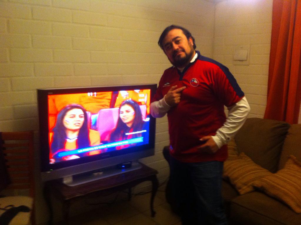 luisauribeval's tweet image. #SomosLocalesEnTVN