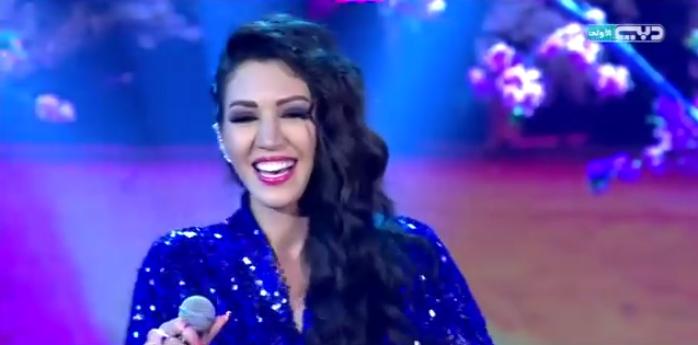 ikram_sallam's tweet photo. @AsmaLmnawar Derti Lya Tayara In @GoldenMicAR 
#asmalmnawar @yacinelmnawar http://t.co/CUC55vVcA5