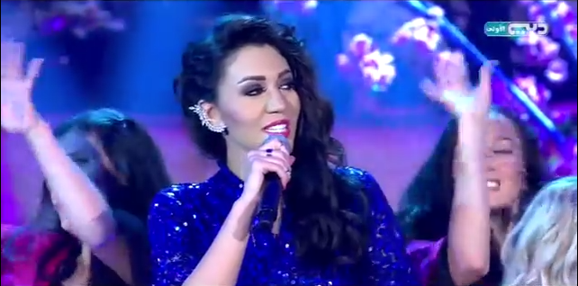 ikram_sallam's tweet photo. @AsmaLmnawar Derti Lya Tayara In @GoldenMicAR 
#asmalmnawar @yacinelmnawar http://t.co/CUC55vVcA5