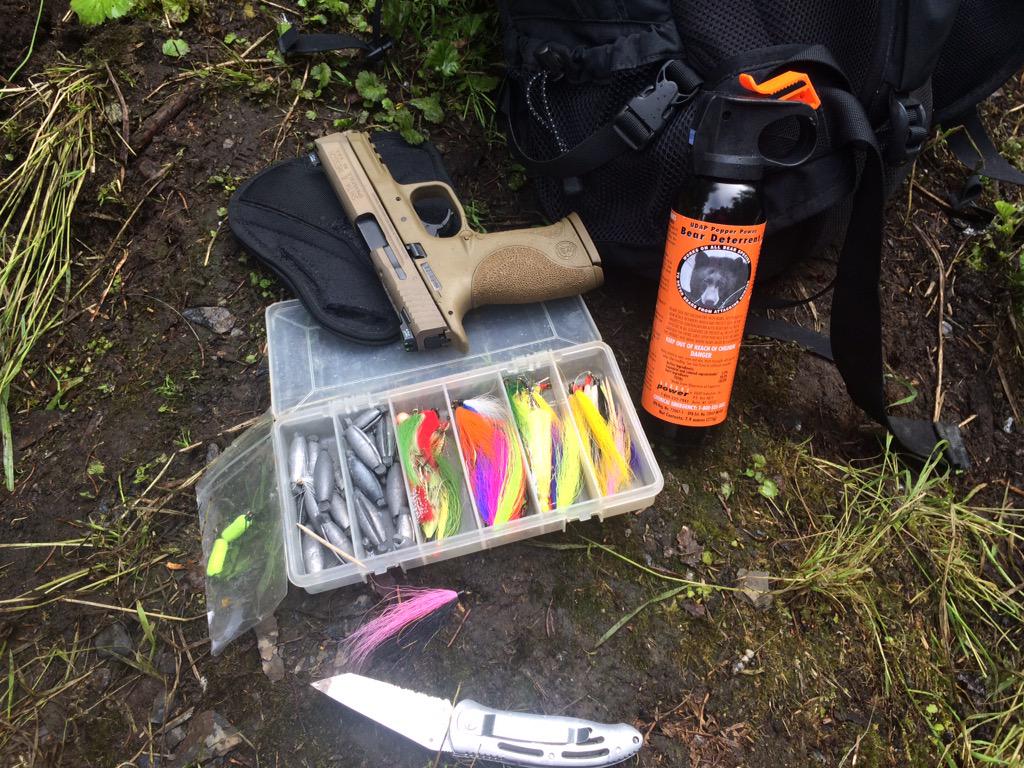 Cyclingexpat's tweet photo. Slept like a rock last night! 10 miles of hiking loaded up with fishing gear! 🎣 🌿 #bearbells #loadedforbear 🔫 #alaska http://t.co/Vc4Ri1bcCw