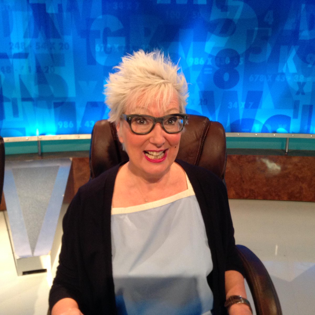 C4Countdown's tweet photo. Filming in #DictionaryCorner @jennyeclair with @Nick_Hewer @RachelRileyRR @susie_dent @MediaCityUK @dock10_ #onTVsoon http://t.co/6OwxQT4Gsr