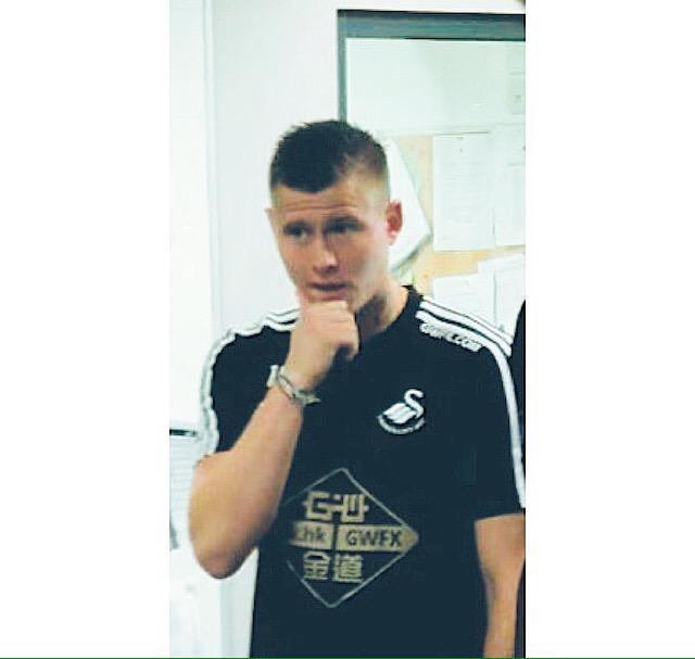 Maarion_J42's tweet image. De Sainté à Swansea Champion ⚽️ TABANOU 14 ❤️💎 #Tabanou #Franck #Tab14 #Soutient #Idole