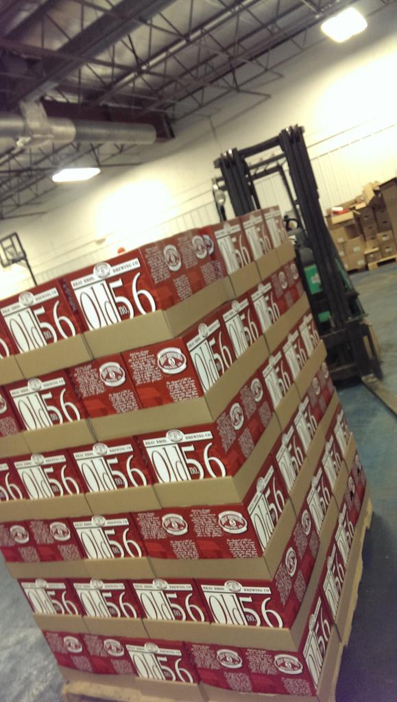 BrauBeer's tweet photo. Old 56 twelvers are back!!!  Thanks for being patient!  #Old56 #MnCraftBeer http://t.co/M8pVYFDecH