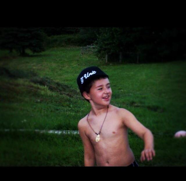 jr_cbc's tweet photo. Meet @13_Coady &amp; his new album cover #Gunit #Adale #Spitin🔥 #ChainHang2MyDingaling #FuckinBitchezOnMyTrike #Squaaaad http://t.co/jsJlEUuHVN