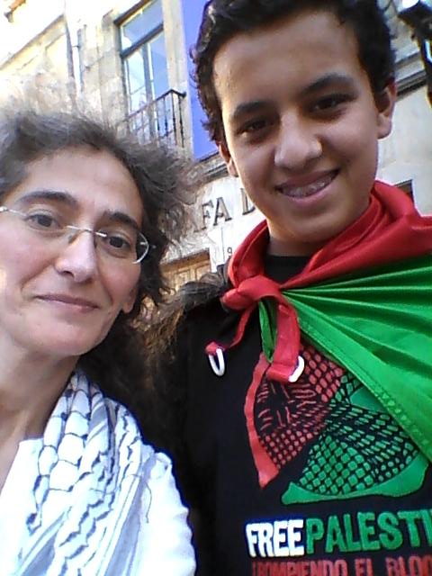 pilaraymara's tweet photo. #SOSFreedomFlotilla #Marianne #FreedomFlotilla #Isail4Freedom #Compostela @ShiptoGazaSE Solidarity from Galiza http://t.co/dIFbTIFlZP