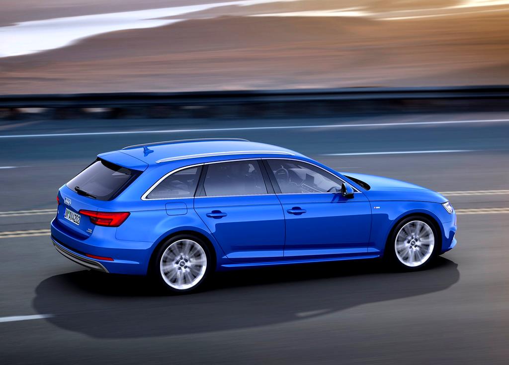 Speednesiaa's tweet image. 2016 Audi A4 Avant Wallpaper
More: speednesia.com/audi-cars-wall…
#car #carporn #audi