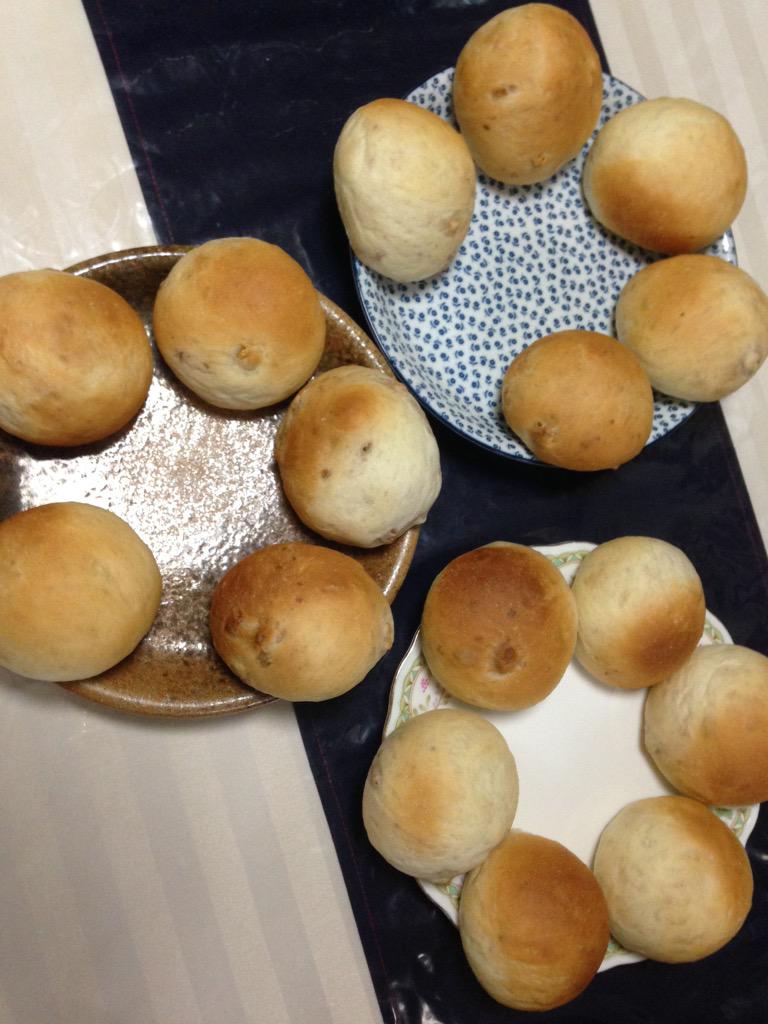 miruku0509's tweet image. #walnutbread #homemade #bymyself🍞😋😋🍞