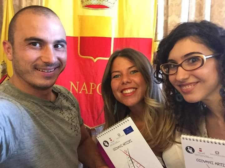 GxG2015's tweet photo. Direttamente dalla presentazione. Il selfie con @ale_clem @Francescodileva @MartinaRomanels @ComuneNapoli http://t.co/M54wyXTSLm