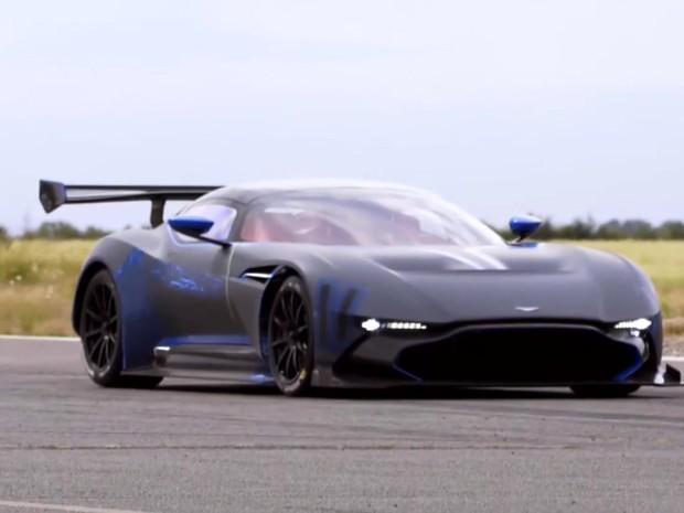 g1carros's tweet photo. Conheça o carro de R$ 7 milhões http://t.co/jnWpRtVbmA #G1 http://t.co/uCZjVM1VbU