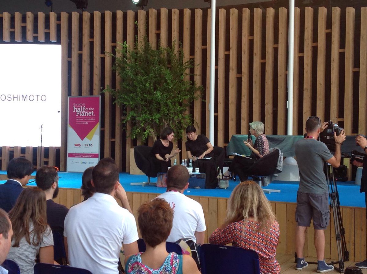 v_zavoli's tweet photo. Staesera in Expo per @WEWomenForExpo il giro del mondo passa per il Giappone con Banana Yoshimoto http://t.co/lIC8s47hPX