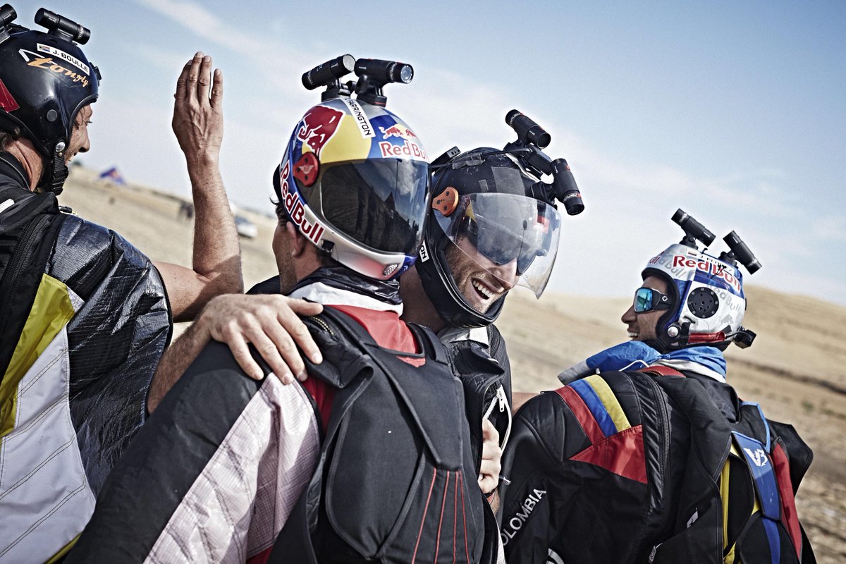 FlorezAir's tweet photo. https://t.co/YYN6oANajT
#skydive #BASEjump #VEKO #skydiving 
#fly #BASEjumping 
@redbullCOL
@IndeportesAnt http://t.co/2GiO3Pj3ki
