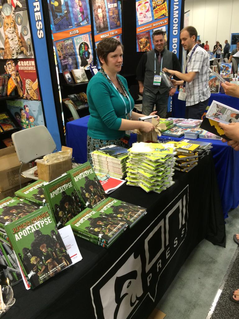 OniPress's tweet photo. MEGA-GIVEAWAY at ONI PRESS BOOTH 216 #alaac15! #OddSchnozz #BoogerBeard #JuniorBraves #MeteorMen WHILE SUPPLIES LAST! http://t.co/IT7dG5yMgK