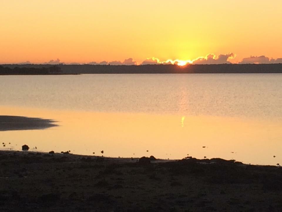 ZuluRoute's tweet photo. Sunrise over False Bay from Umkhumbi Lodge @thewetlandpark @gottaluvkzn @ILuvDBN @TourismKZN @ZuluRoute http://t.co/2g2P0Ls6vd